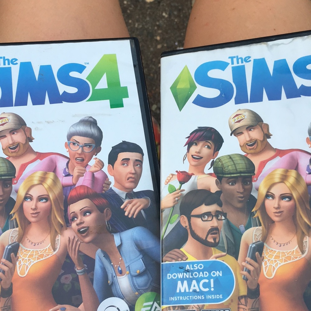 Sims 4 disc